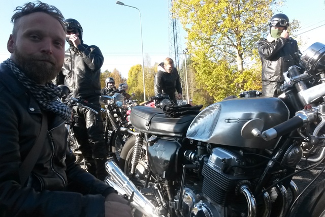 Lite meck vid vägkanten får man räkna med om man kör en gammal Honda